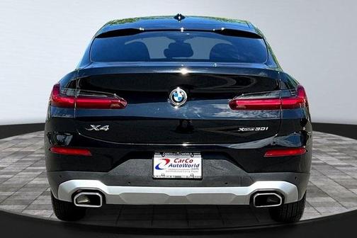 2022 BMW X4 xDrive30i