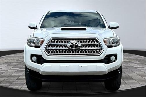2016 Toyota Tacoma TRD Sport