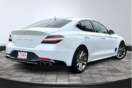 2022 Genesis G70 2.0T