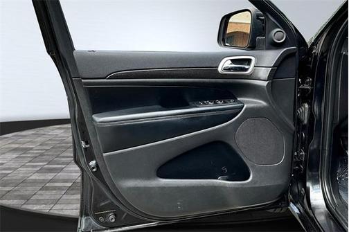 2015 Jeep Grand Cherokee Altitude