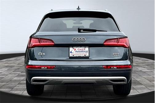 2018 Audi Q5 2.0T Premium Plus