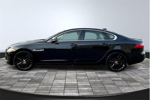 2017 Jaguar XF 35t Prestige