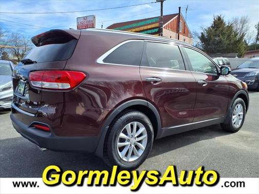 2017 Kia Sorento LX