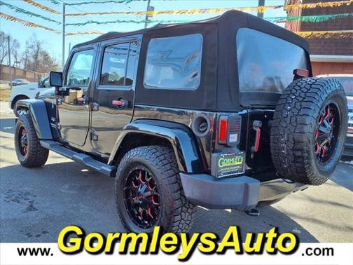 2016 Jeep Wrangler Unlimited Sahara