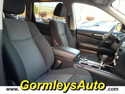 2020 Nissan Pathfinder S 4WD