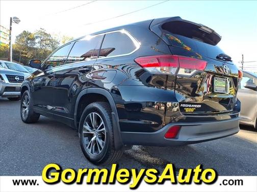 2017 Toyota Highlander LE