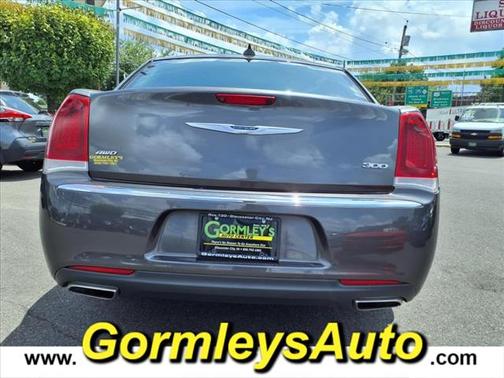 2019 Chrysler 300 Limited