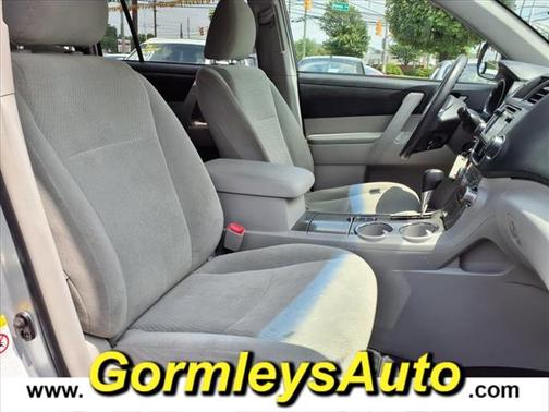 2013 Toyota Highlander SE