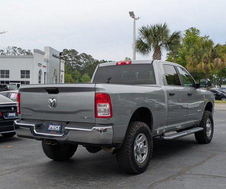 Billet Silver Metallic Clearcoat 2022 RAM 2500 Big Horn Crew Cab 4x4 6'4' Box