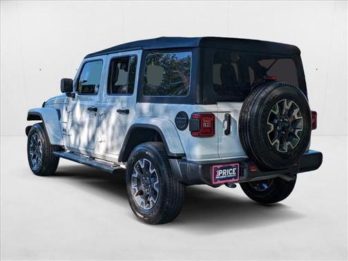 2024 Jeep Wrangler 4-Door Sahara 4x4