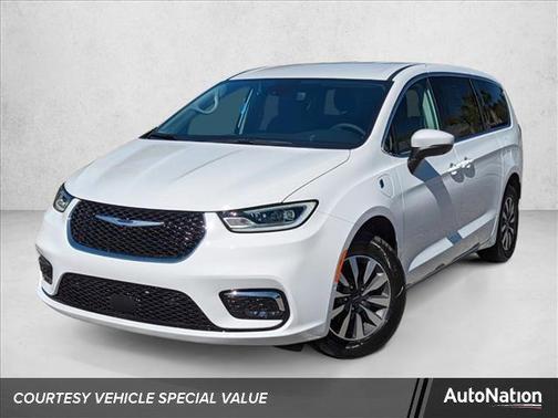 2023 Chrysler Pacifica Hybrid Touring L