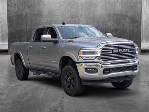 2022 RAM 2500 Laramie Crew Cab 4x4 6'4' Box