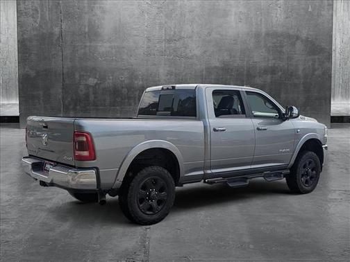 2022 RAM 2500 Laramie Crew Cab 4x4 6'4' Box