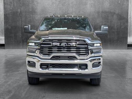 2025 RAM 2500 Tradesman Crew Cab 4x4 6'4' Box