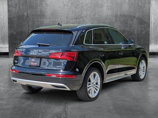 2020 Audi Q5 45 Premium Plus