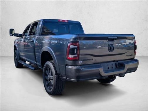 2022 RAM 3500 Laramie Crew Cab 4x4 6'4' Box