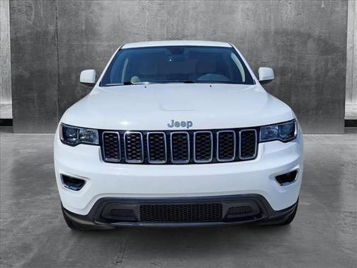 2022 Jeep Grand Cherokee Laredo