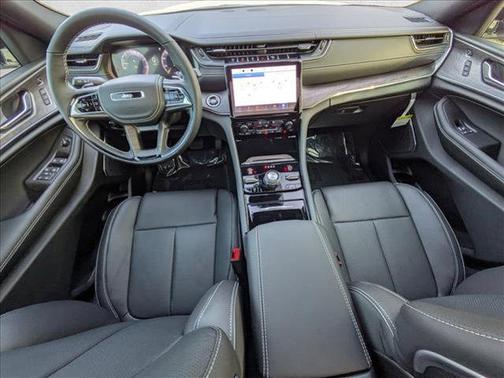 2025 Jeep Grand Cherokee L Overland