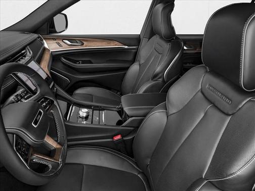 2025 Jeep Grand Cherokee L Overland