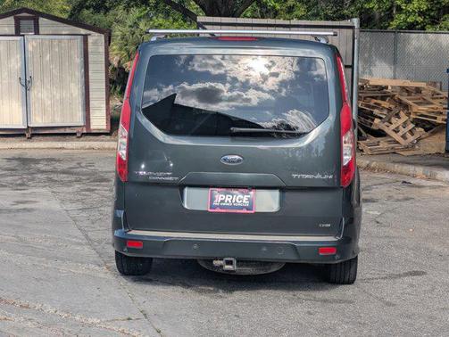 2018 Ford Transit Connect Titanium w/Rear Liftgate