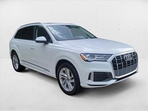 2022 Audi Q7 45 Premium