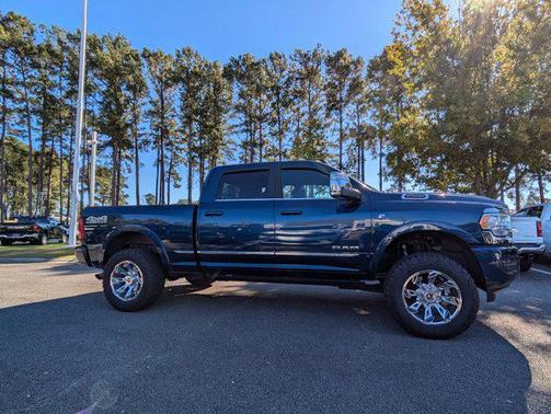 2023 RAM 2500 Limited Crew Cab 4x4 6'4' Box