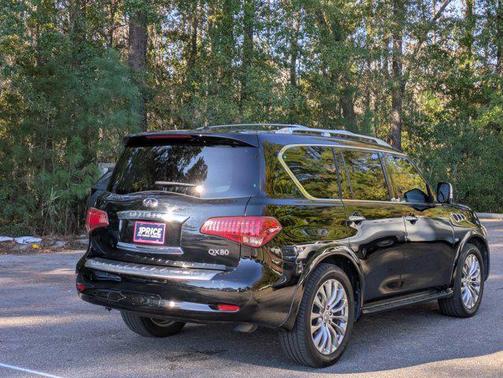 2015 INFINITI QX80 Base