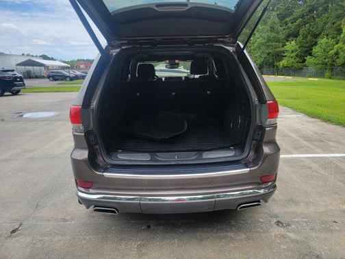 2017 Jeep Grand Cherokee Summit