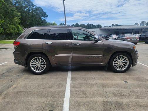 2017 Jeep Grand Cherokee Summit