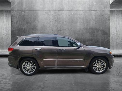 2017 Jeep Grand Cherokee Summit