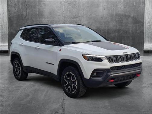 2025 Jeep Compass Trailhawk