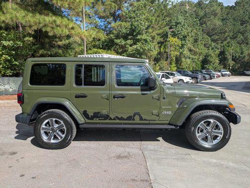 2020 Jeep Wrangler Unlimited Sahara
