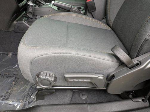 Granite Crystal Metallic Clearcoat 2026 Jeep Wrangler Sport