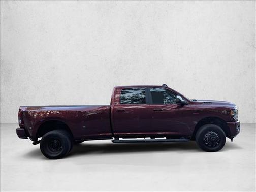 2021 RAM 3500 Big Horn Crew Cab 4x4 8' Box