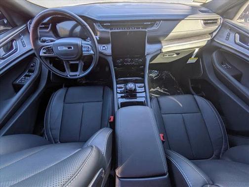 2025 Jeep Grand Cherokee Overland