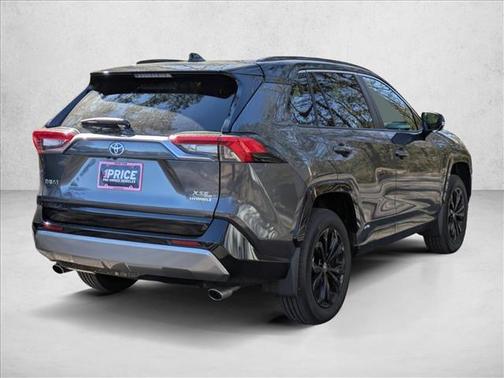 2024 Toyota RAV4 Hybrid SE