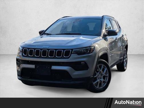 2023 Jeep Compass Latitude Lux