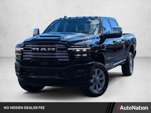 Diamond Black Crystal Pearlcoat 2026 RAM 3500 Laramie Crew Cab 4x4 6'4' Box