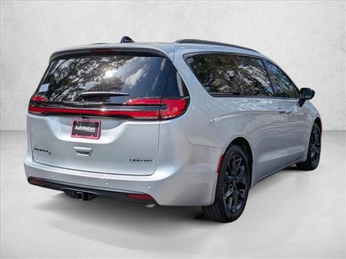 2026 Chrysler Pacifica Limited