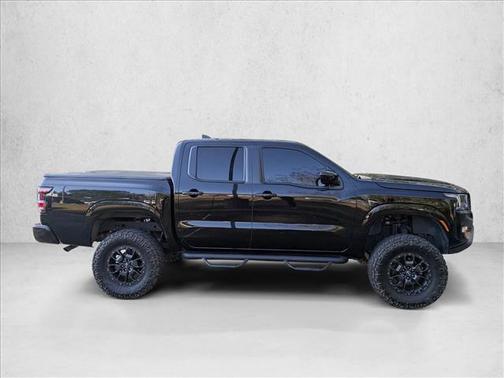 2022 Nissan Frontier SV