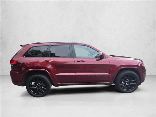 2021 Jeep Grand Cherokee Laredo