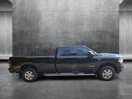 2020 RAM 3500 Big Horn Crew Cab 4x4 8' Box