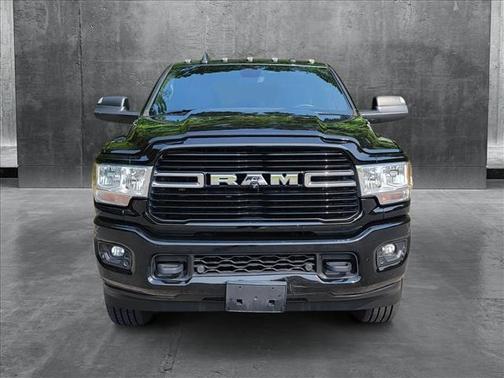 2020 RAM 3500 Big Horn Crew Cab 4x4 8' Box