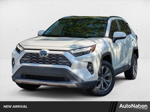 2022 Toyota RAV4 Hybrid SE