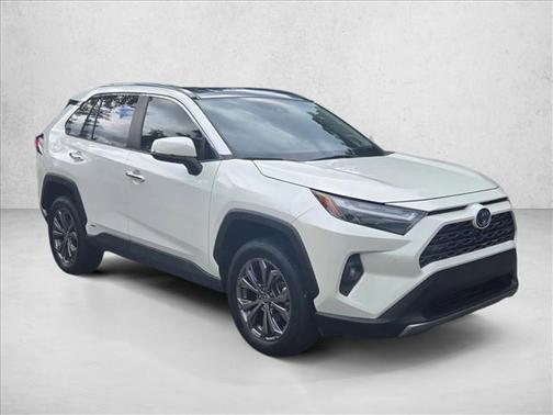 2022 Toyota RAV4 Hybrid SE
