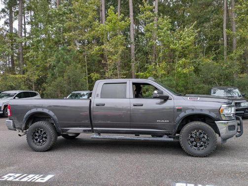 2021 RAM 2500 Tradesman Crew Cab 4x4 8' Box