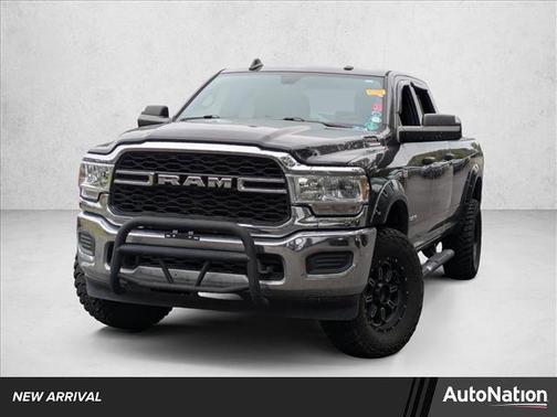 2021 RAM 2500 Tradesman Crew Cab 4x4 8' Box