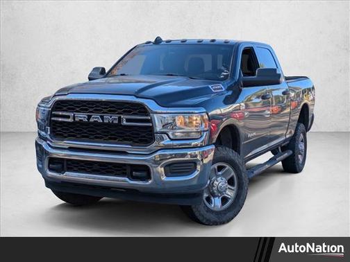 2021 RAM 2500 Tradesman Crew Cab 4x4 6'4' Box