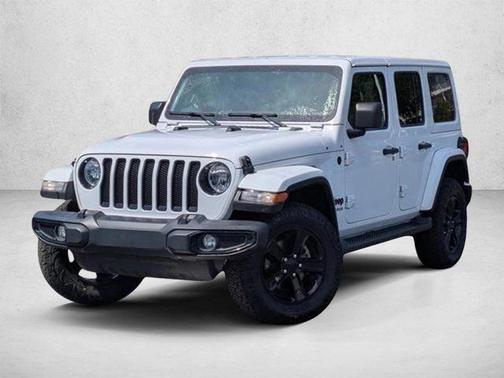 Bright White Clearcoat 2022 Jeep Wrangler Unlimited Sahara