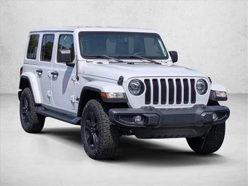 Bright White Clearcoat 2022 Jeep Wrangler Unlimited Sahara
